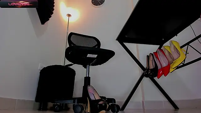 Vero Starxx online show from 05/17/26, 07:25