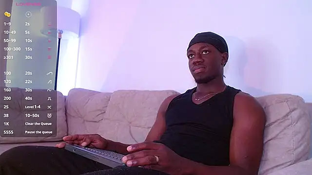 Snapshot of mike_wallace chatting on 02/14/26, 09:04 mike wallace online show from 02/14/26, 09:04