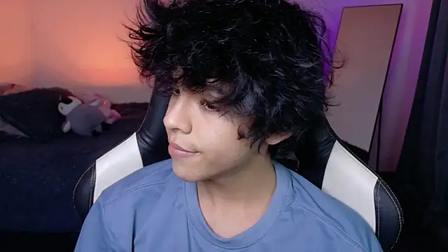 Alan26  online show from 04/12/26, 05:22