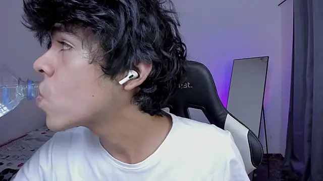 Alan26  online show from 02/28/26, 12:21