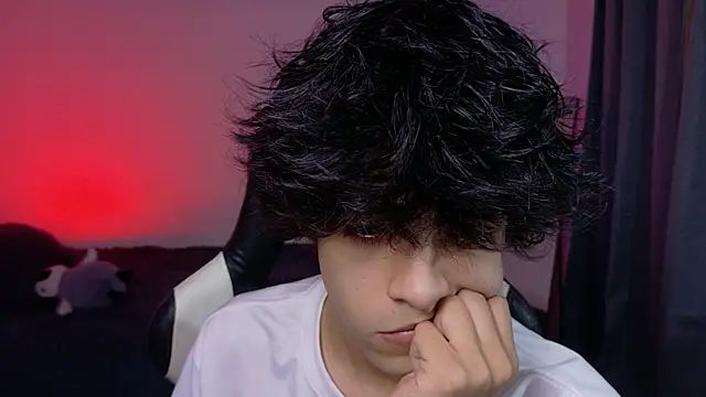 Alan26  online show from 04/18/26, 01:30