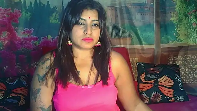 Snapshot of RoyalIndianCreamPuff chatting on 06/12/26, 06:38 RoyalIndianCreamPuff online show from 06/12/26, 06:38
