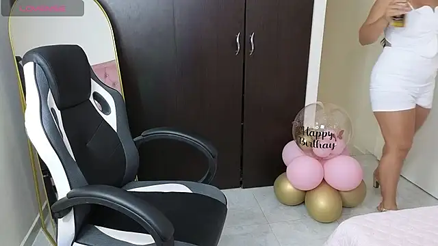 adara lennox online show from 09/20/25, 08:14