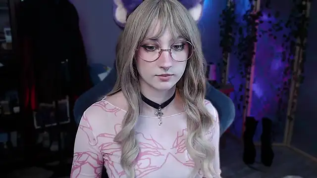 Rory Pink online show from 03/18/25, 01:01