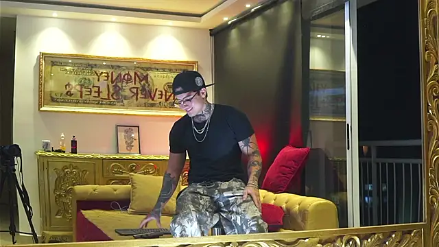 dantecoppolaa  online show from 03/12/26, 12:05