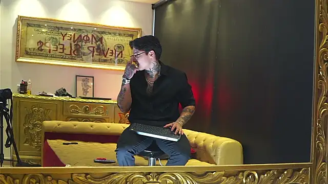 dantecoppolaa  online show from 03/10/26, 10:14