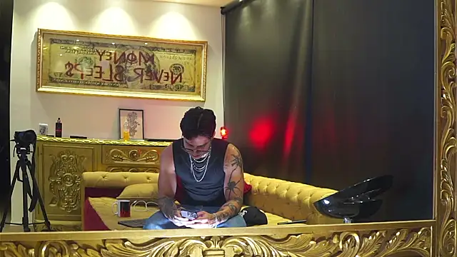 dantecoppolaa  online show from 03/06/26, 11:33