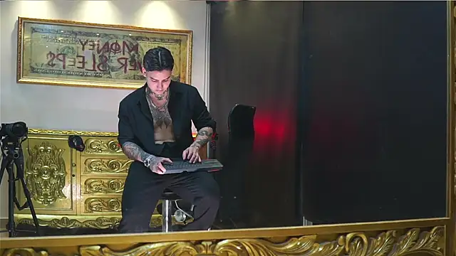 dantecoppolaa  online show from 08/06/26, 12:05