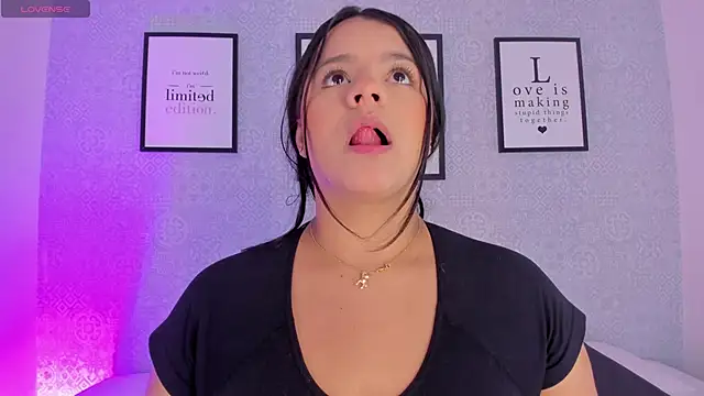 Natasha harper online show from 11/04/25, 11:47