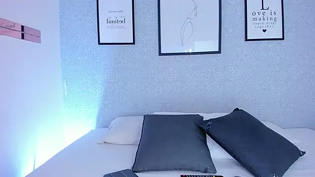 Natasha harper online show from 10/24/25, 12:04