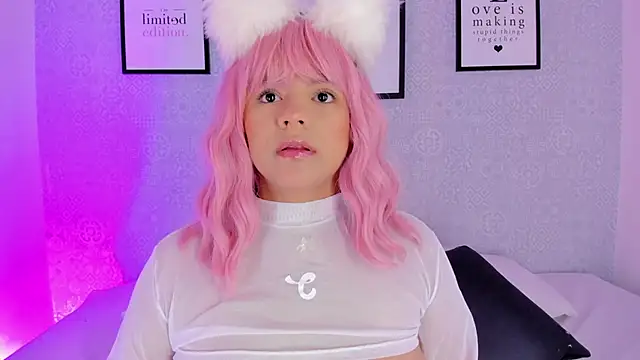 Natasha harper online show from 09/25/25, 12:00