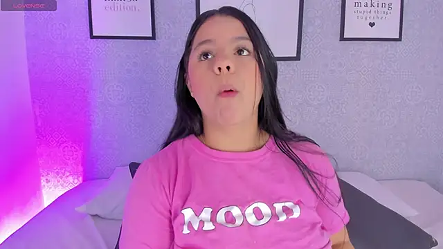 Natasha harper online show from 11/05/25, 12:30