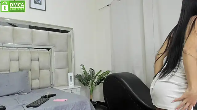 stefany520 online show from 03/07/25, 10:54