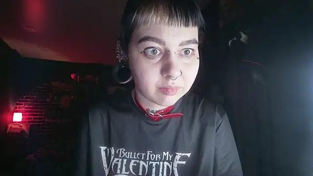 MoorderxDoll online show from 02/13/25, 07:52