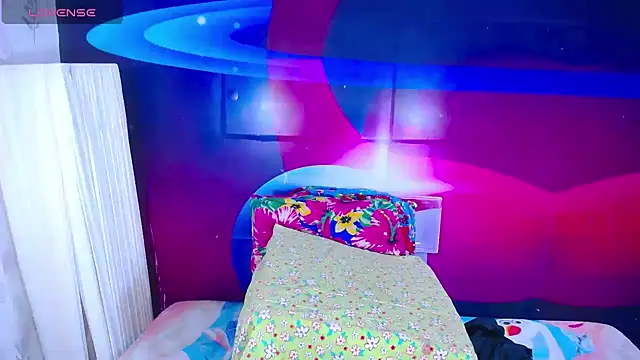 Snapshot of Cristalxxts chatting on 02/04/26, 07:20 Cristalxxts online show from 02/04/26, 07:20