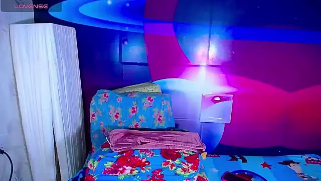 Snapshot of Cristalxxts chatting on 01/08/26, 06:36 Cristalxxts online show from 01/08/26, 06:36