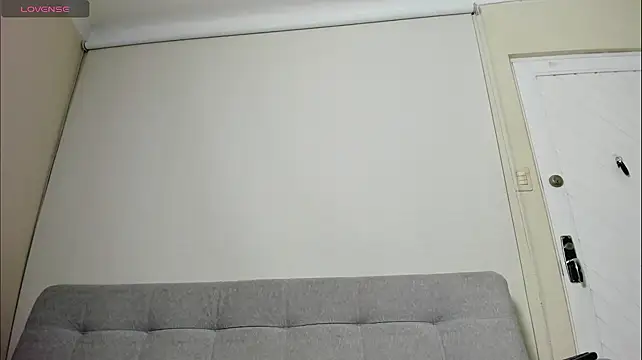 AliciaMiilf online show from 05/05/26, 10:57
