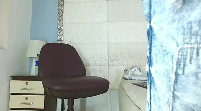 mailo bronw online show from 12/20/24, 12:19