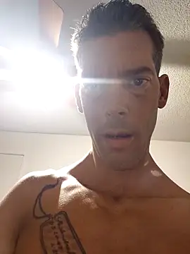 Snapshot of John19893 chatting on 02/05/26, 11:17 John19893 online show from 02/05/26, 11:17