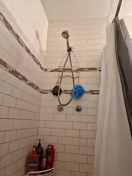 Snapshot of John19893 chatting on 02/20/25, 12:04 John19893 online show from 02/20/25, 12:04