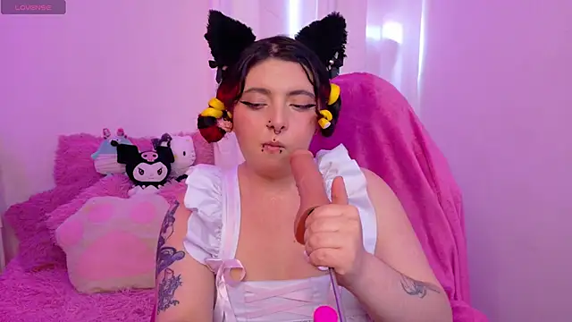 Sachi Meow online show from 04/24/26, 06:21