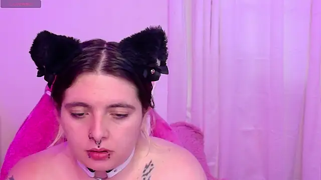 Snapshot of Sachi_Meow chatting on 06/20/26, 05:51 Sachi Meow online show from 06/20/26, 05:51