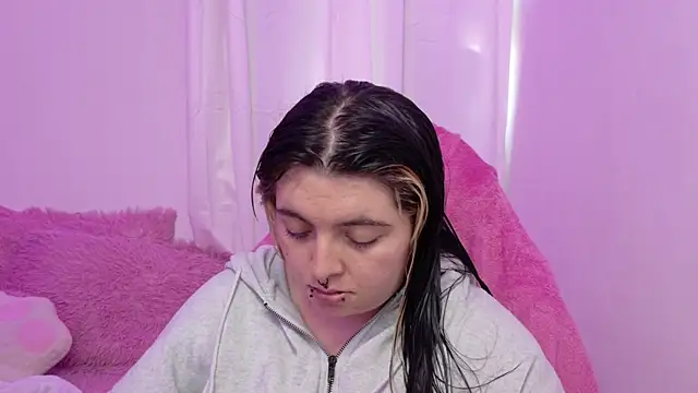 Sachi Meow online show from 04/05/26, 05:19