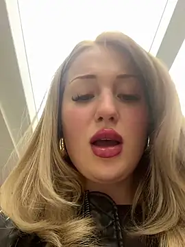 Snapshot of shymasha chatting on 04/09/26, 08:42 shymasha online show from 04/09/26, 08:42