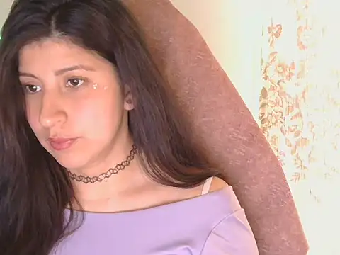 Snapshot of has_Zky chatting on 12/15/25, 08:58 has Zky online show from 12/15/25, 08:58