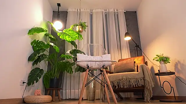 Miss beee online show from 04/03/26, 11:22