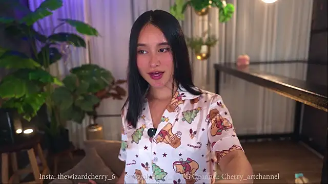 Miss beee online show from 12/21/25, 01:41