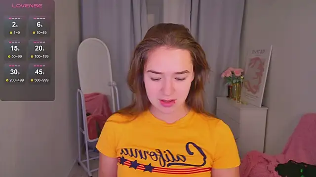 Snapshot of LovelyJessie chatting on 01/09/26, 01:51 LovelyJessie online show from 01/09/26, 01:51