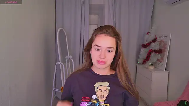 Snapshot of LovelyJessie chatting on 01/06/26, 01:48 LovelyJessie online show from 01/06/26, 01:48