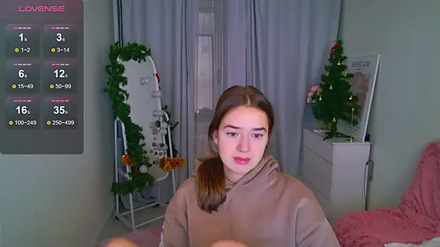 LovelyJessie online show from 12/15/25, 01:39