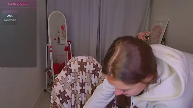 Snapshot of LovelyJessie chatting on 02/20/26, 01:57 LovelyJessie online show from 02/20/26, 01:57