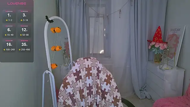 LovelyJessie online show from 10/30/25, 01:42