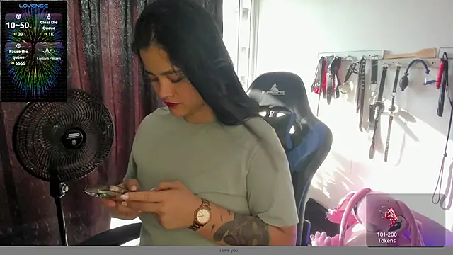 Snapshot of scarlet-kennedy98 chatting on 01/12/25, 09:08 scarlet-kennedy98 online show from 01/12/25, 09:08