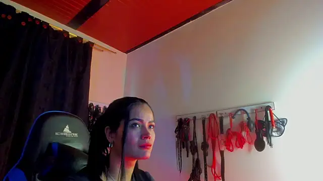 Snapshot of scarlet-kennedy98 chatting on 10/18/25, 07:16 scarlet-kennedy98 online show from 10/18/25, 07:16