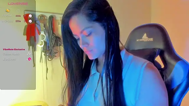 scarlet-kennedy98 online show from 04/28/26, 08:57