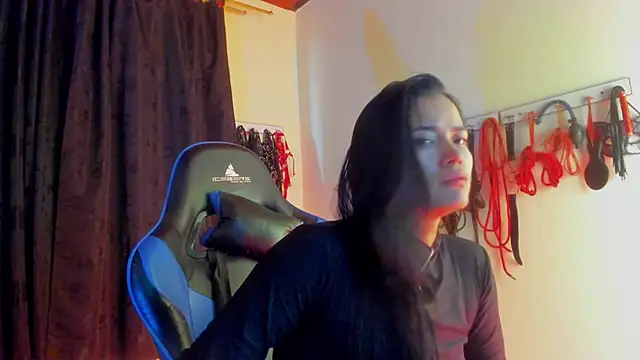 Snapshot of scarlet-kennedy98 chatting on 10/16/25, 08:17 scarlet-kennedy98 online show from 10/16/25, 08:17
