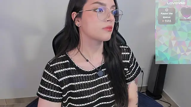 anaveleeez online show from 06/25/26, 11:43