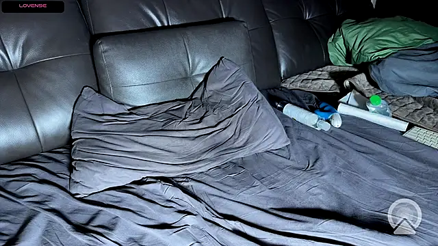 ericeric507 online show from 11/03/25, 04:32