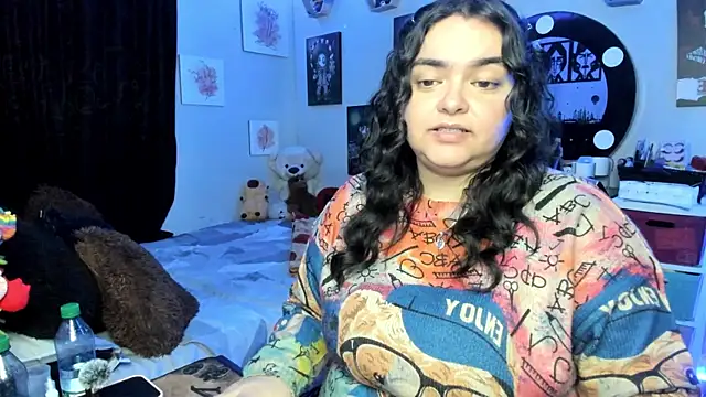 Luise Meyrink online show from 11/07/25, 03:00