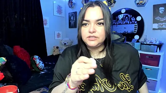 Luise Meyrink online show from 12/20/25, 02:47