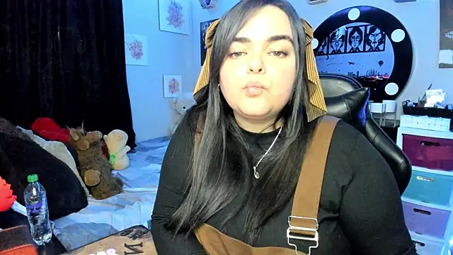 Luise Meyrink online show from 10/22/25, 03:39