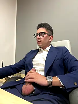 masterboss  online show from 11/08/25, 01:14