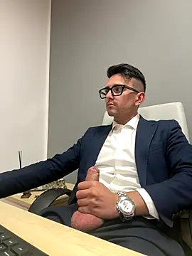 masterboss  online show from 10/30/25, 01:09