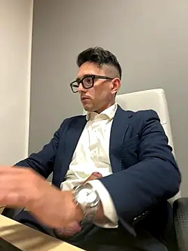 masterboss  online show from 11/18/25, 02:42