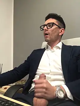 masterboss  online show from 04/22/26, 12:12