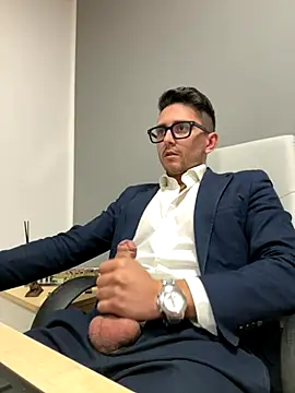 masterboss  online show from 11/04/25, 01:04